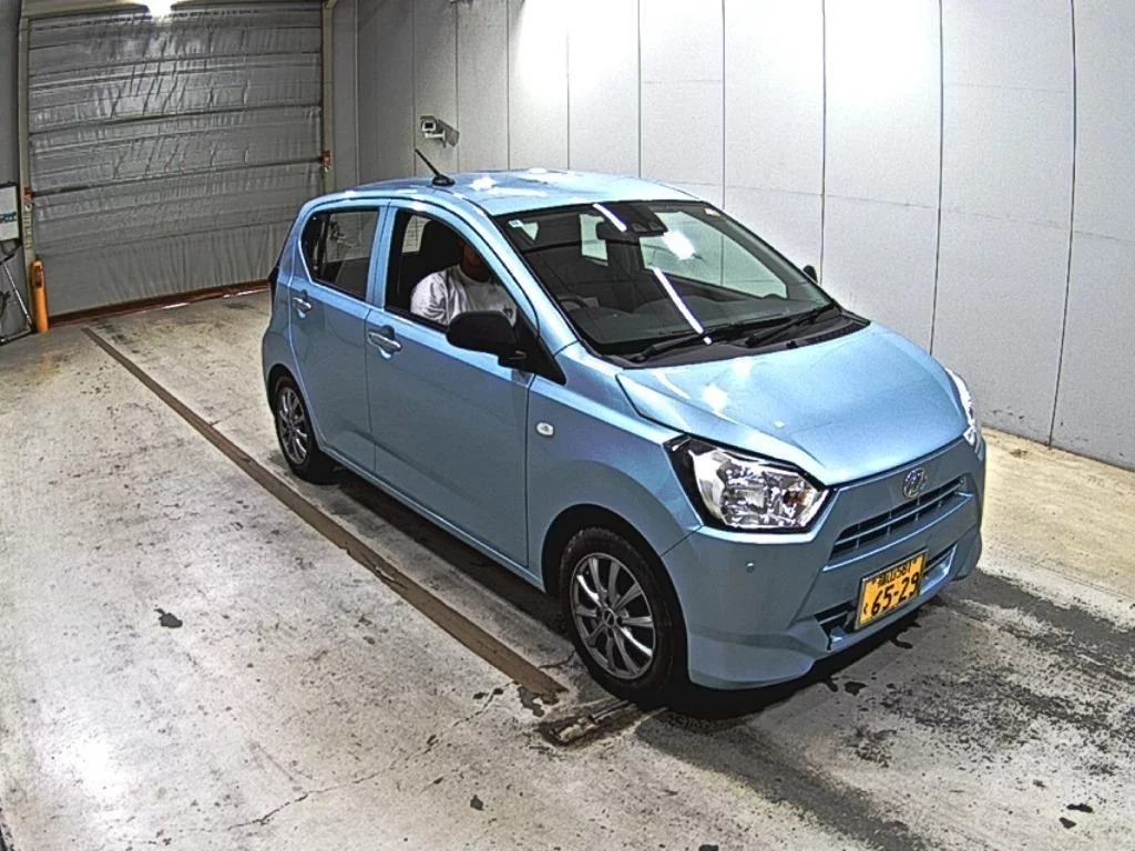 Daihatsu Mira e:S LA350S 2020